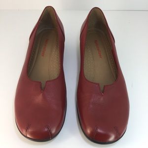 NATURALIZER RED SHOES SIZE 7M